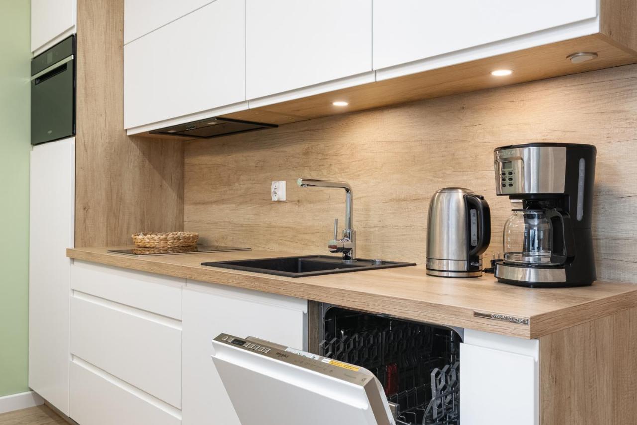 Luxurious Apartment Nadmorskie Tarasy Kolobrzeg By Renters Prestige Exterior foto
